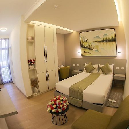 Andromeda Hotel Addis Abeba Buitenkant foto